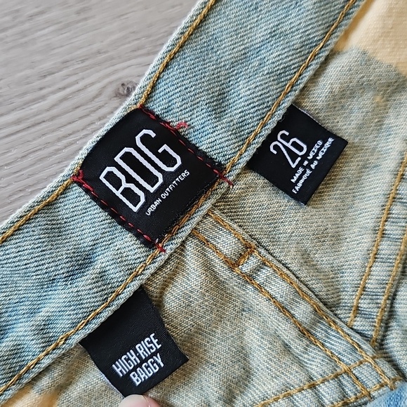 BDG High Rise Baggy Drip Dyed Denim Jeans, Size 26 - Picture 7 of 15